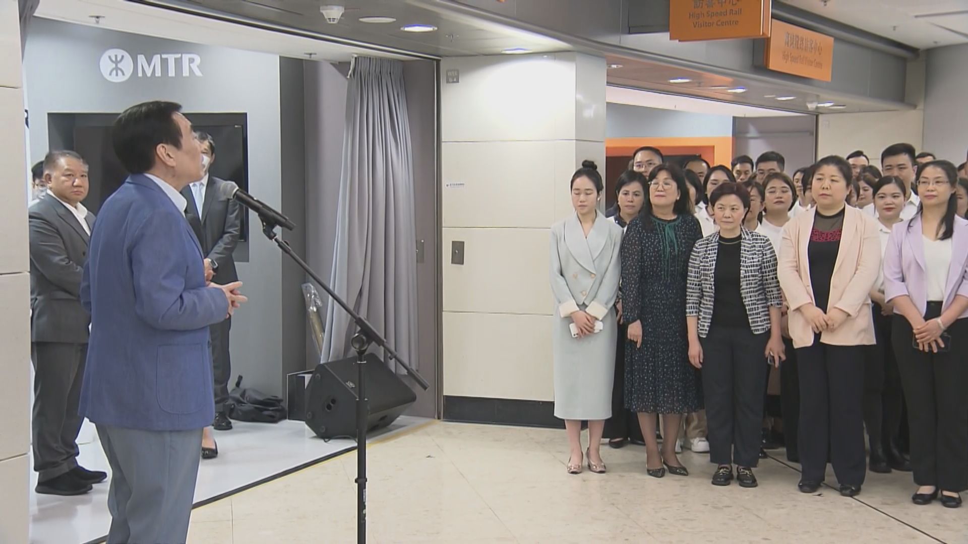 【高鐵站直擊】大灣區醫療人才交流計劃首批廣東醫護抵港(一)