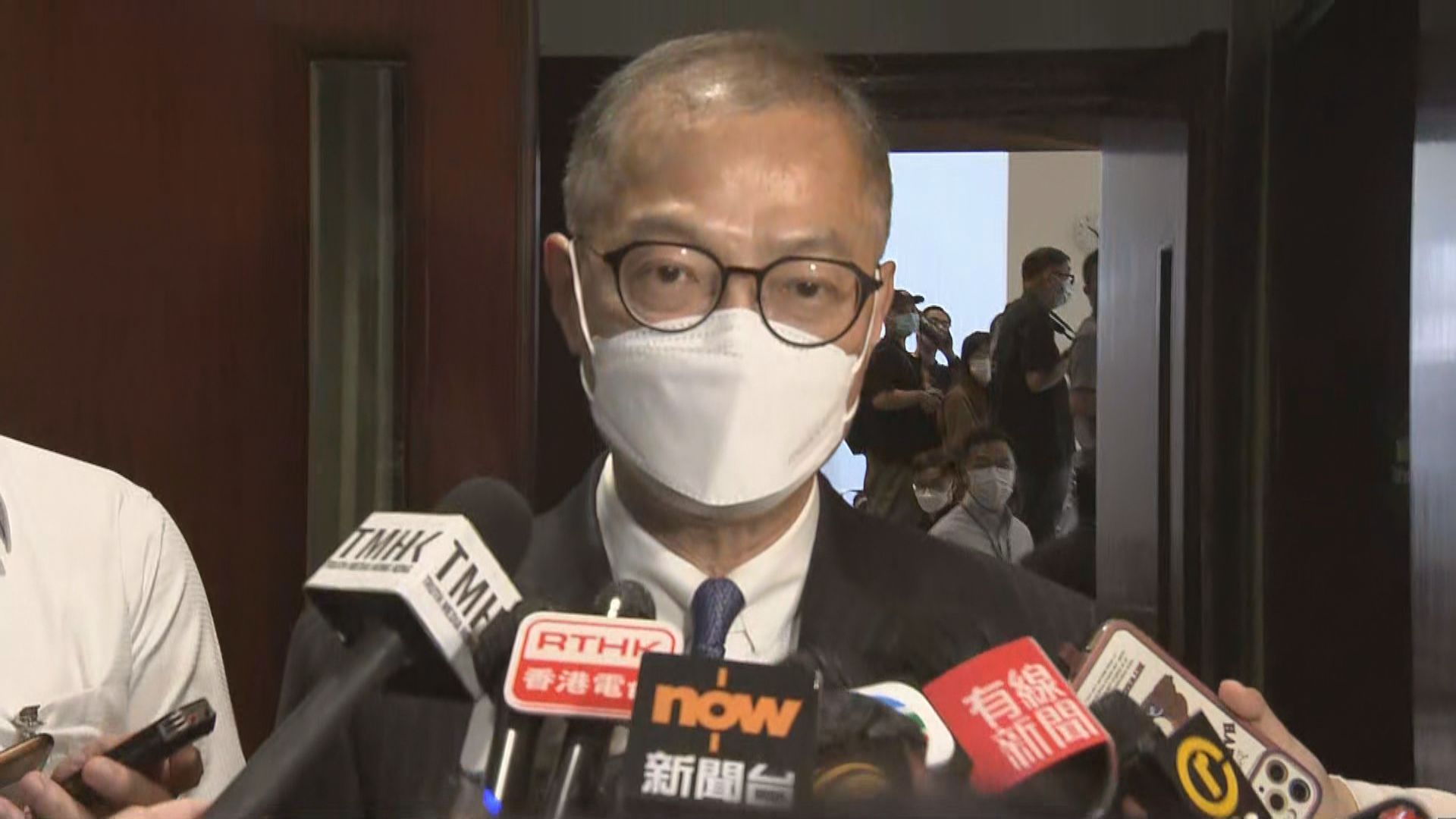 盧寵茂︰政府修例非輸贏問題　有法律基礎執行抗疫責任