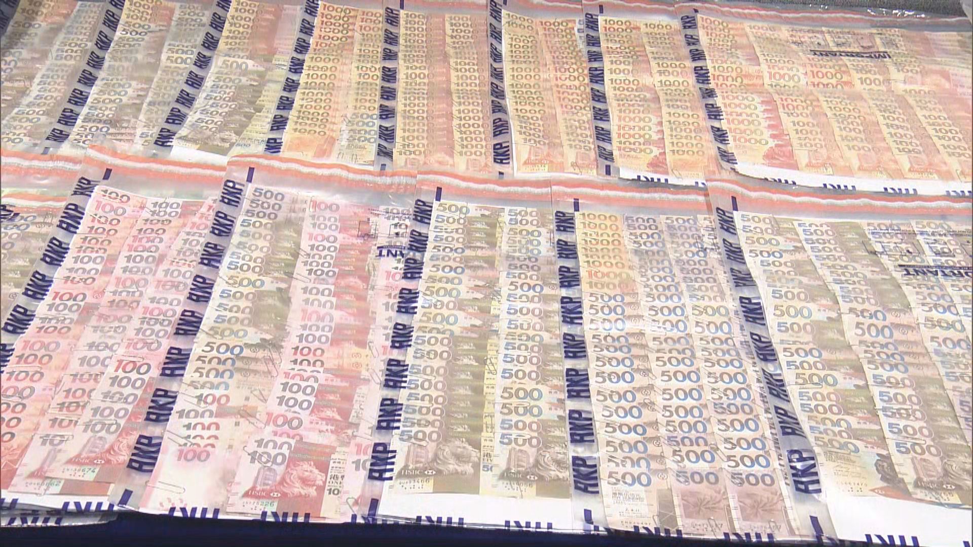 警方瓦解非法放債集團拘46人　首發現發送轟炸訊息裝置