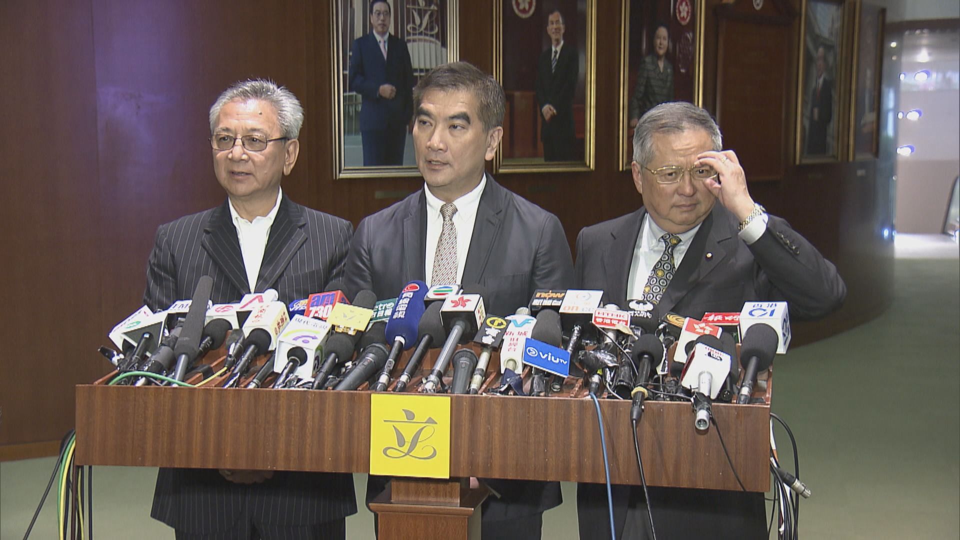 鍾國斌撤廿三條辯論　稱貿易戰更迫切