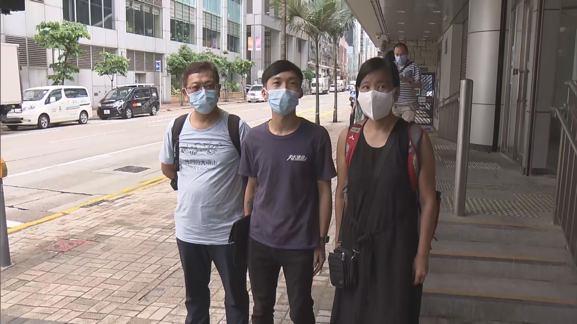 三團體就辦七一遊行不反對通知書與警方會面