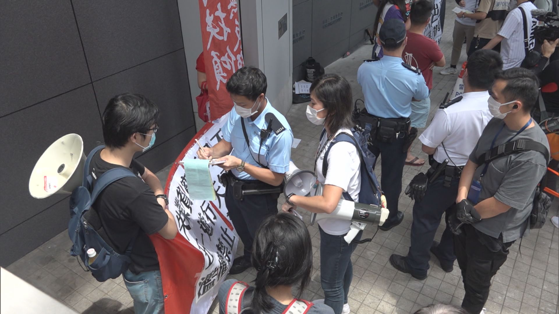 社民連到警總請願　涉違限聚令被警員票控