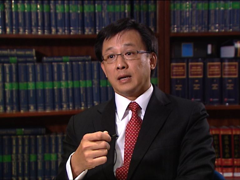 何君堯陳曼琪出任嶺大校董