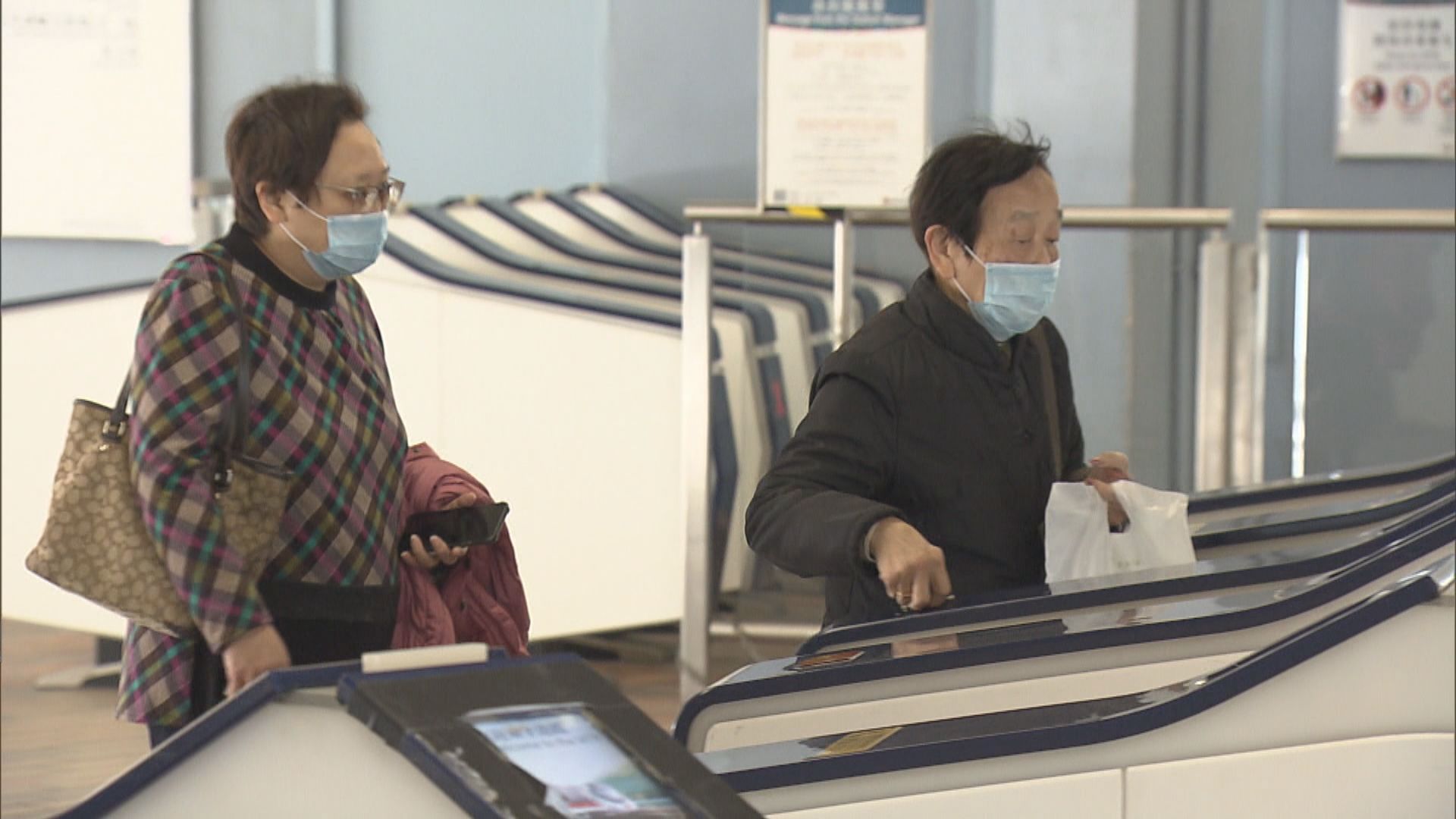 羅致光：60至64歲人士盡快申請樂悠咭　以如期享用兩元乘車優惠