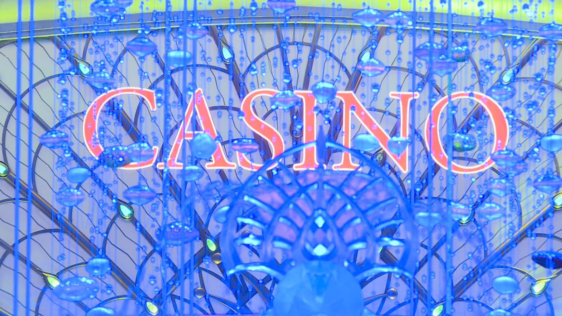 疫情致賭場停業半個月　澳門上月博彩收入大跌近88%