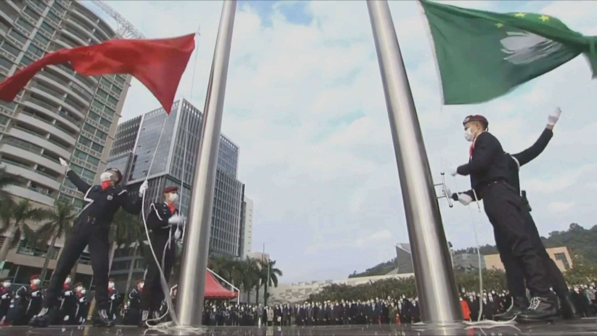 澳門回歸廿一周年　金蓮花廣場舉行升旗儀式