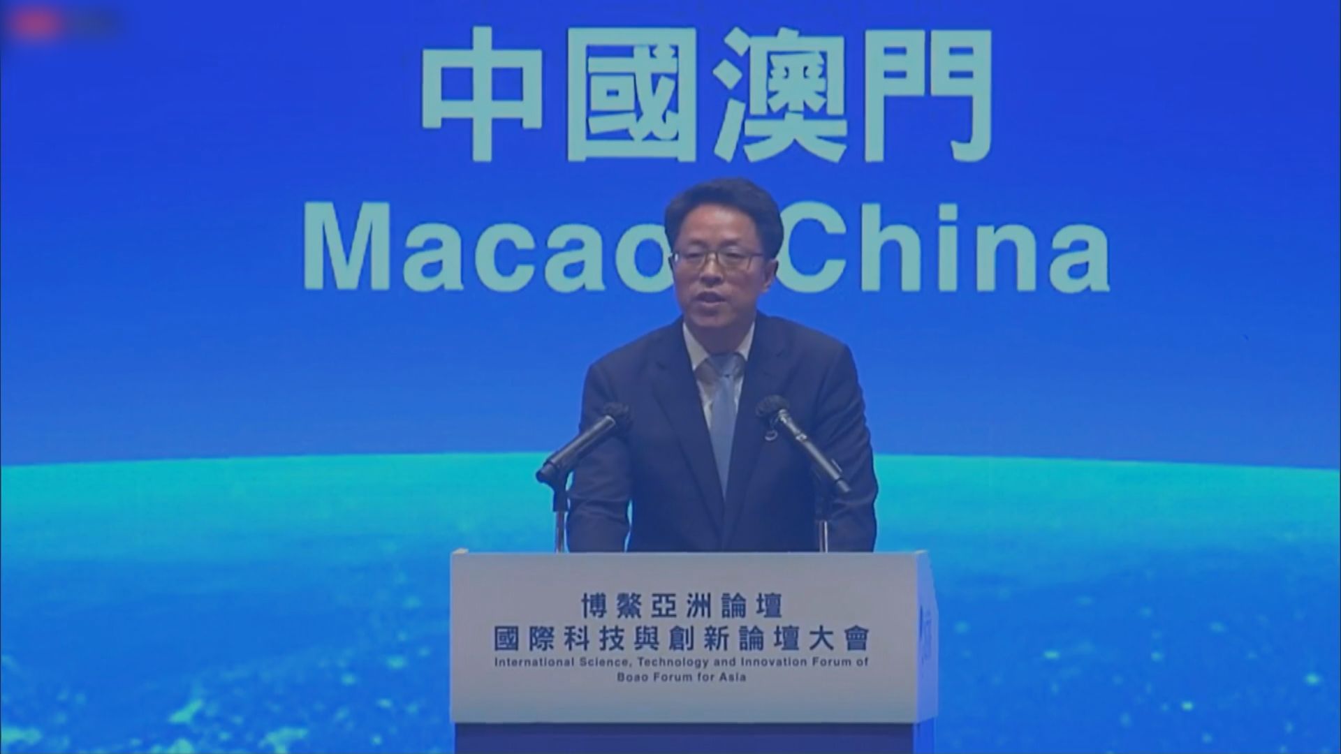 張曉明讚揚澳門迅速有效防控疫情　