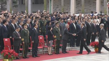 賀一誠要求各部門全力協助岑浩輝籌組第六屆政府