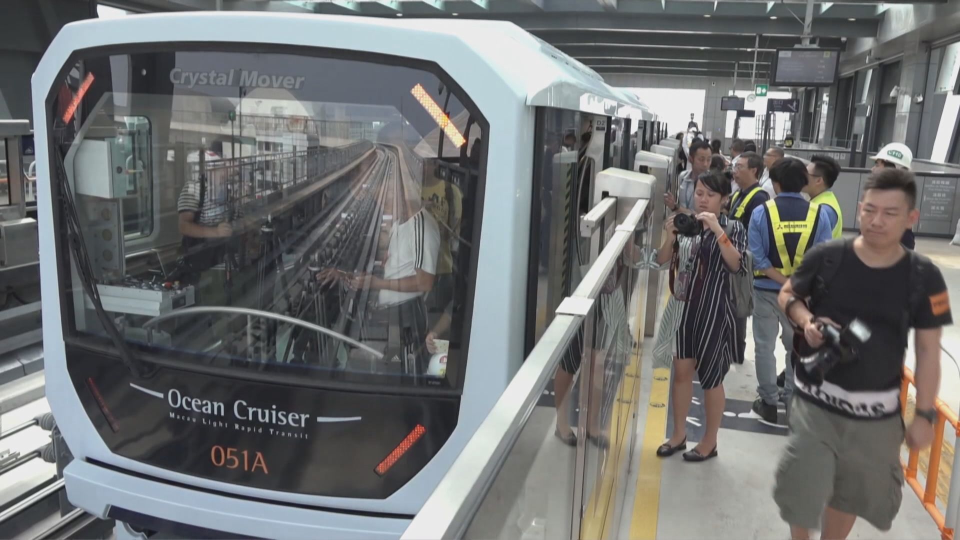 澳門輕軌列車開通　乘客至本月底免費乘搭