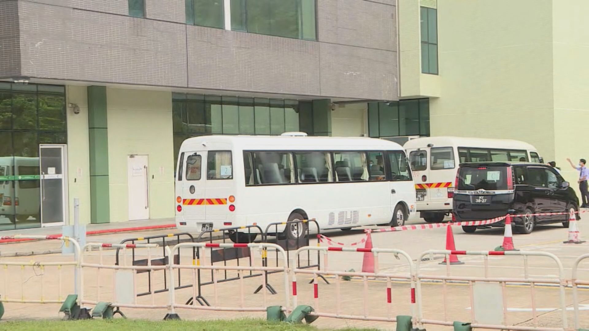 夏寶龍在澳門最後一日考察 早上到訪澳門科技大學 