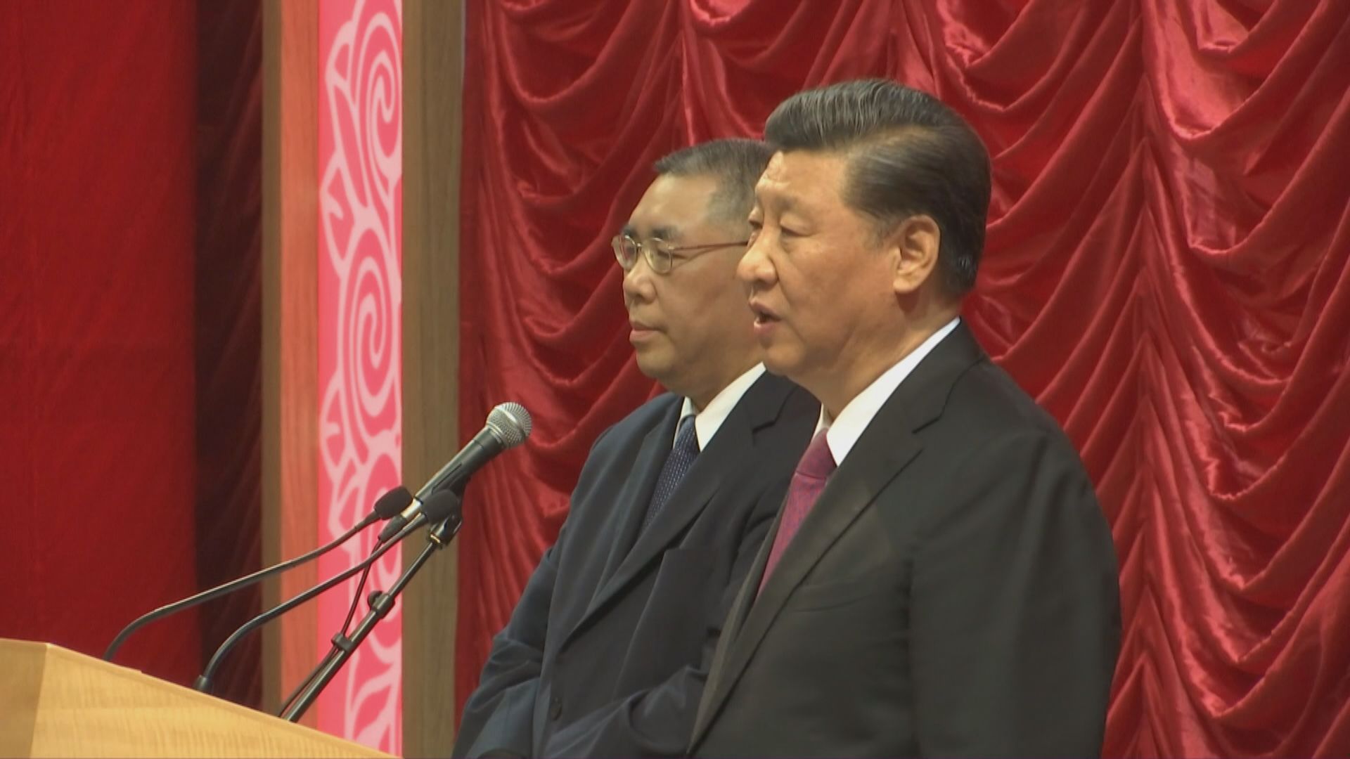 習近平會見澳門現屆官員及各界人士