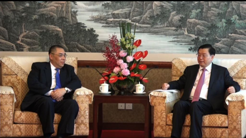 張德江到訪澳門　充分肯定崔世安工作