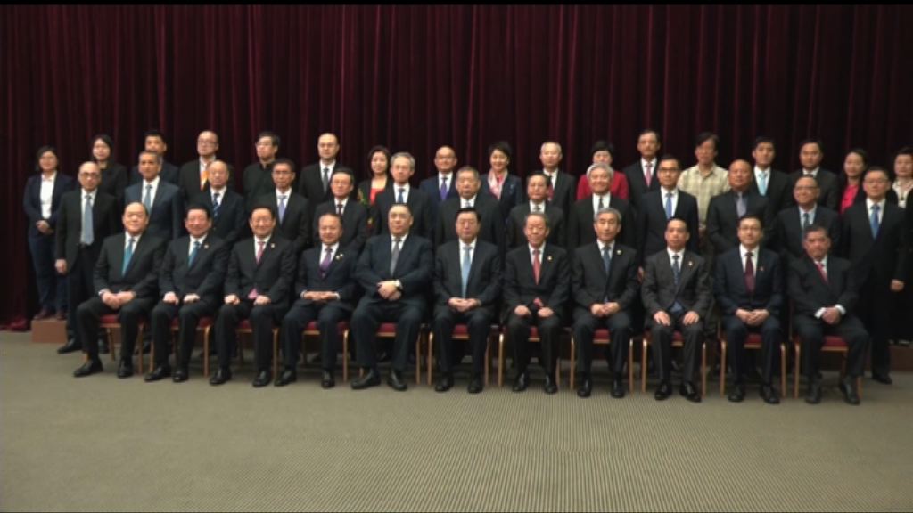 張德江晤澳門立法會議員