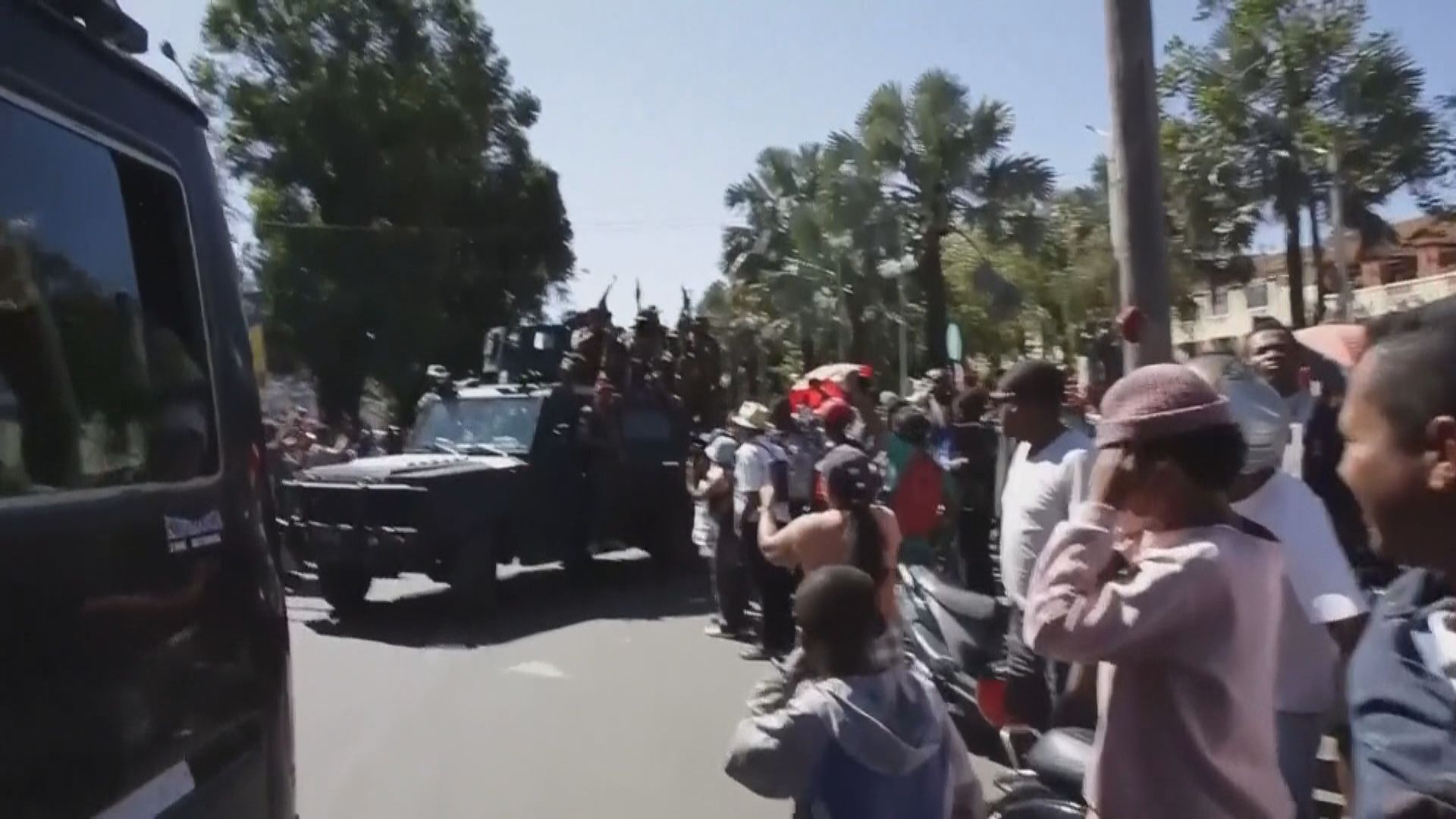 馬達加斯加示威持續　總統拉喬利納宣布已離國