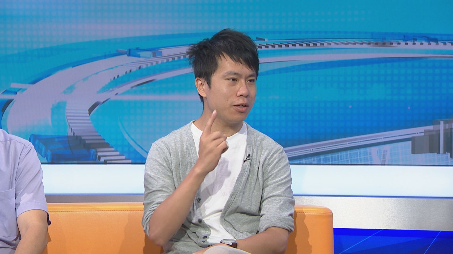 有議員不滿林鄭未就上班混亂情況感歉意