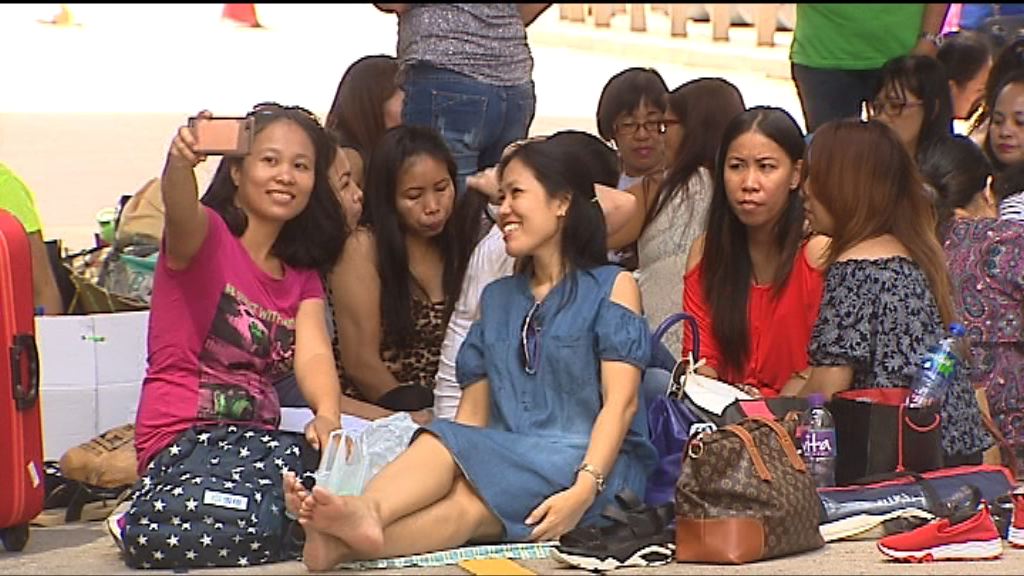 菲方允暫緩一個月執行免外傭抹窗