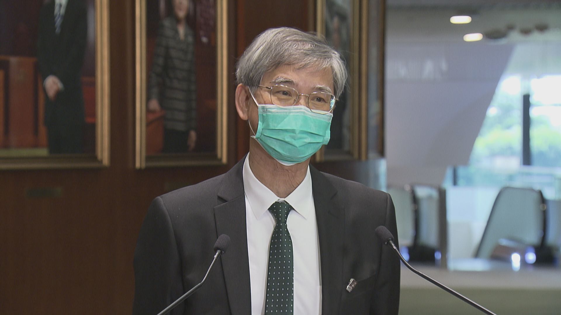 羅致光：抵港外傭確診率2.1%　須有序讓外傭到港免觸發航班熔斷機制