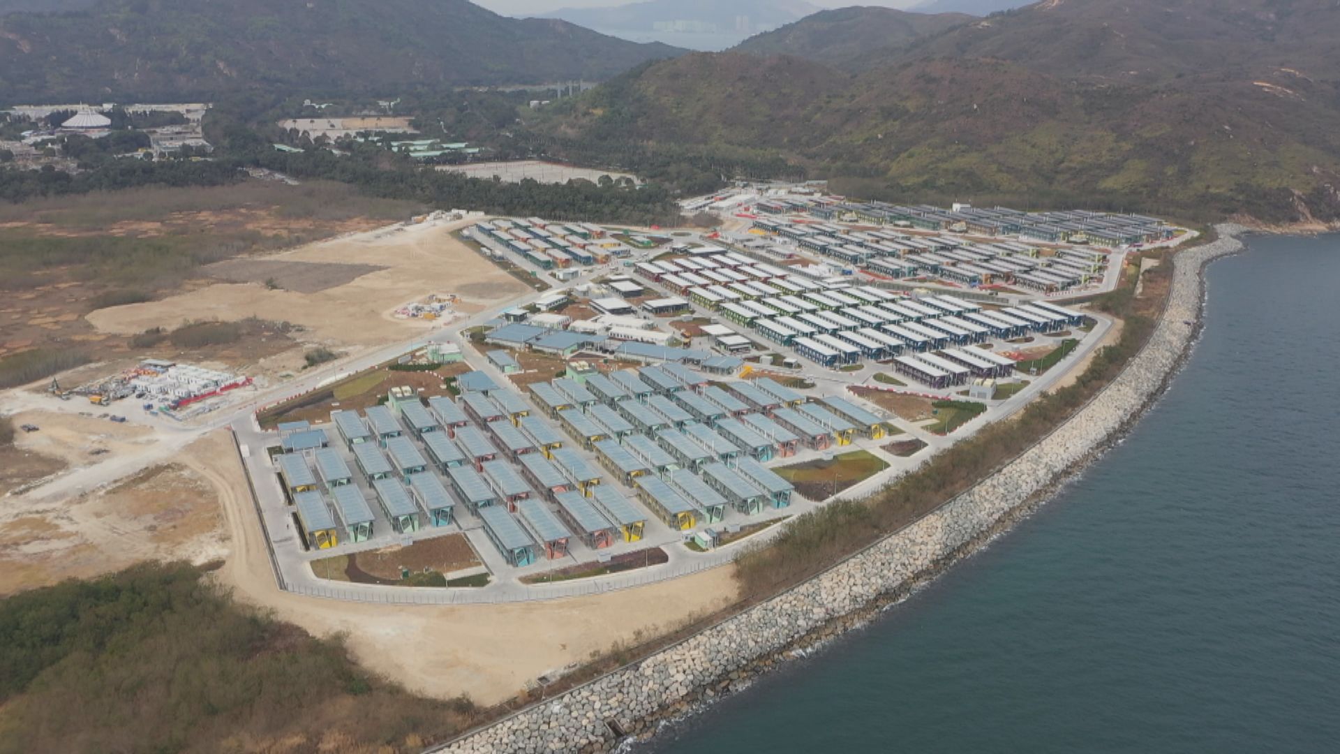 外傭中介：竹篙灣檢疫中心每日最多50個名額難消化輪候來港外傭