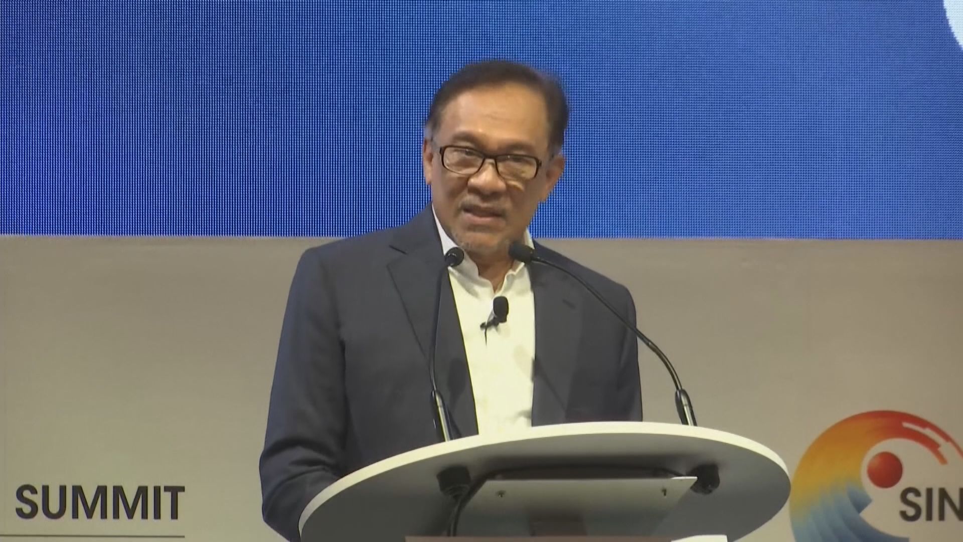 分析：馬哈蒂爾提拔親信令安華急於重返國會