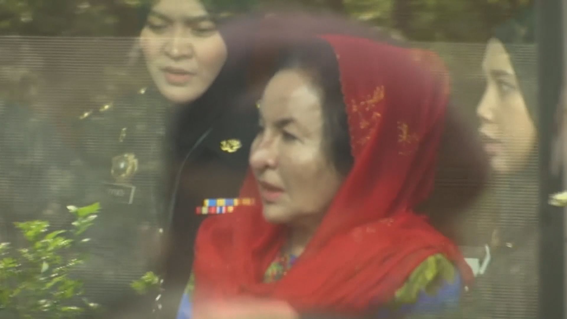 大馬前總理納吉布妻子涉洗黑錢被捕