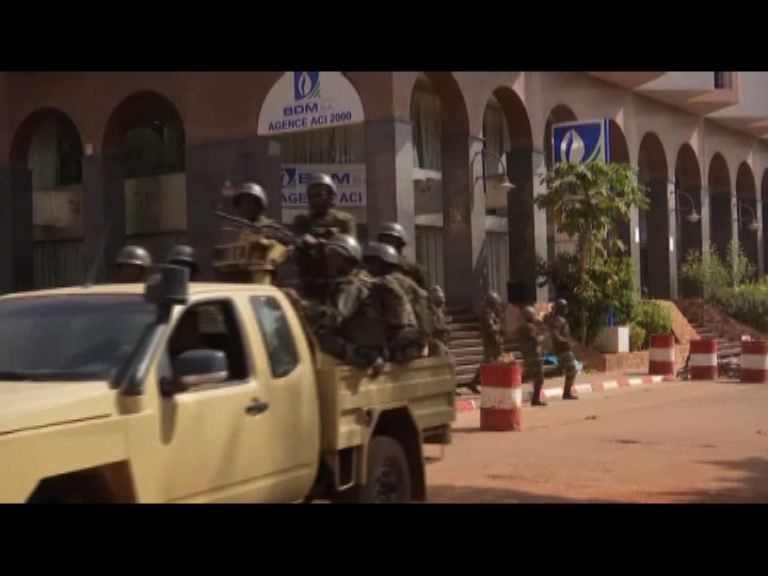 馬里續調查酒店襲擊追捕超過三人