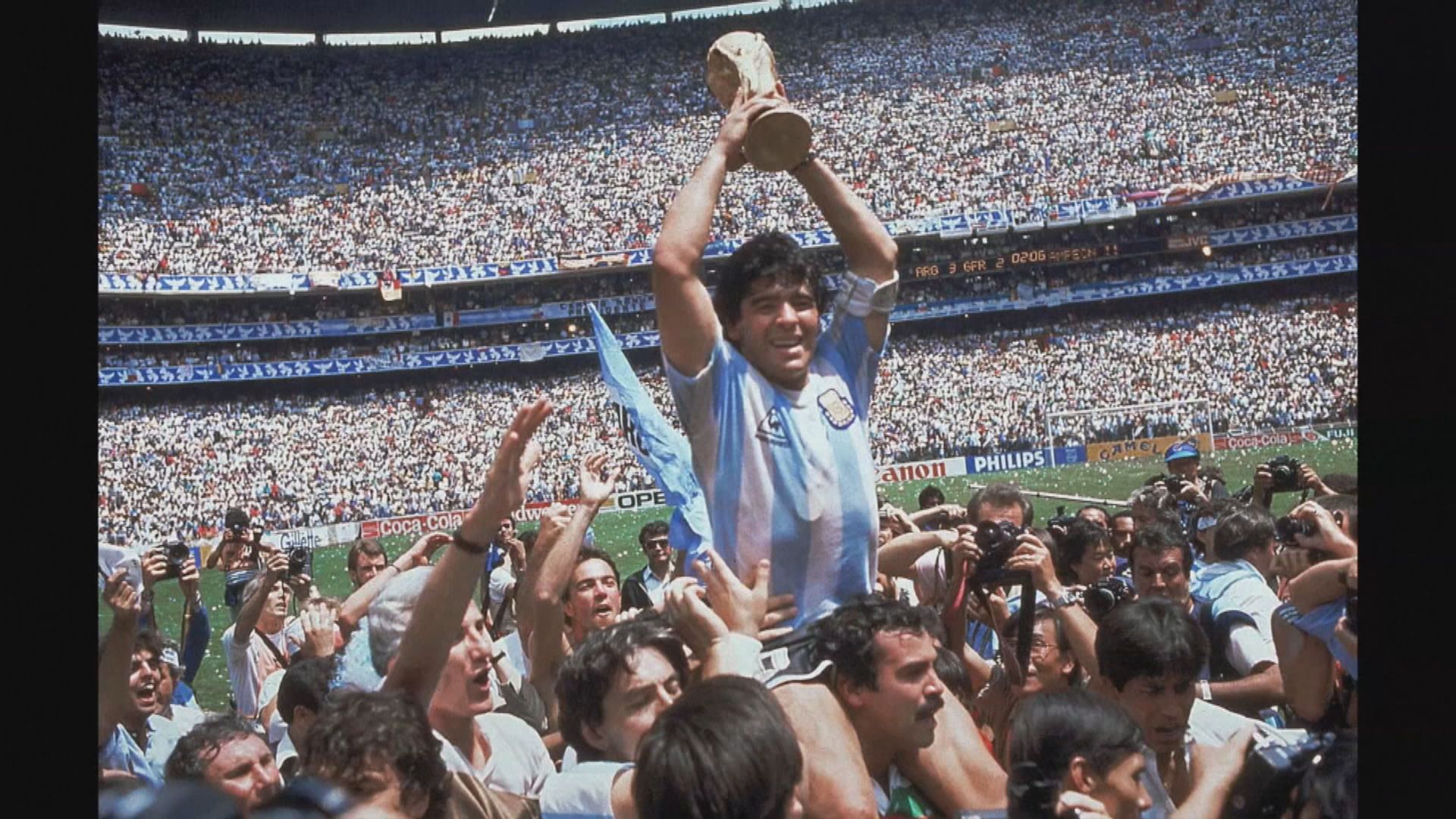 球王馬勒當拿心臟病發逝世　終年60歲