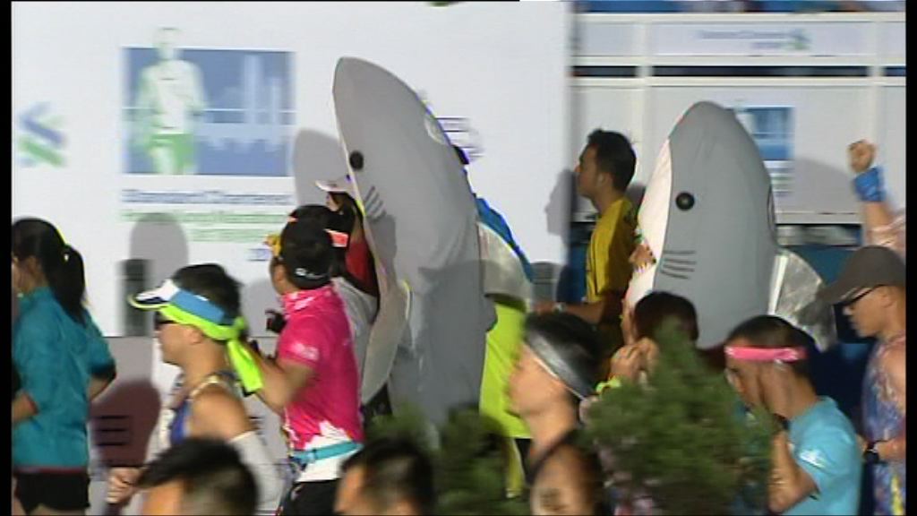 不少參賽者以鬼馬造型參賽