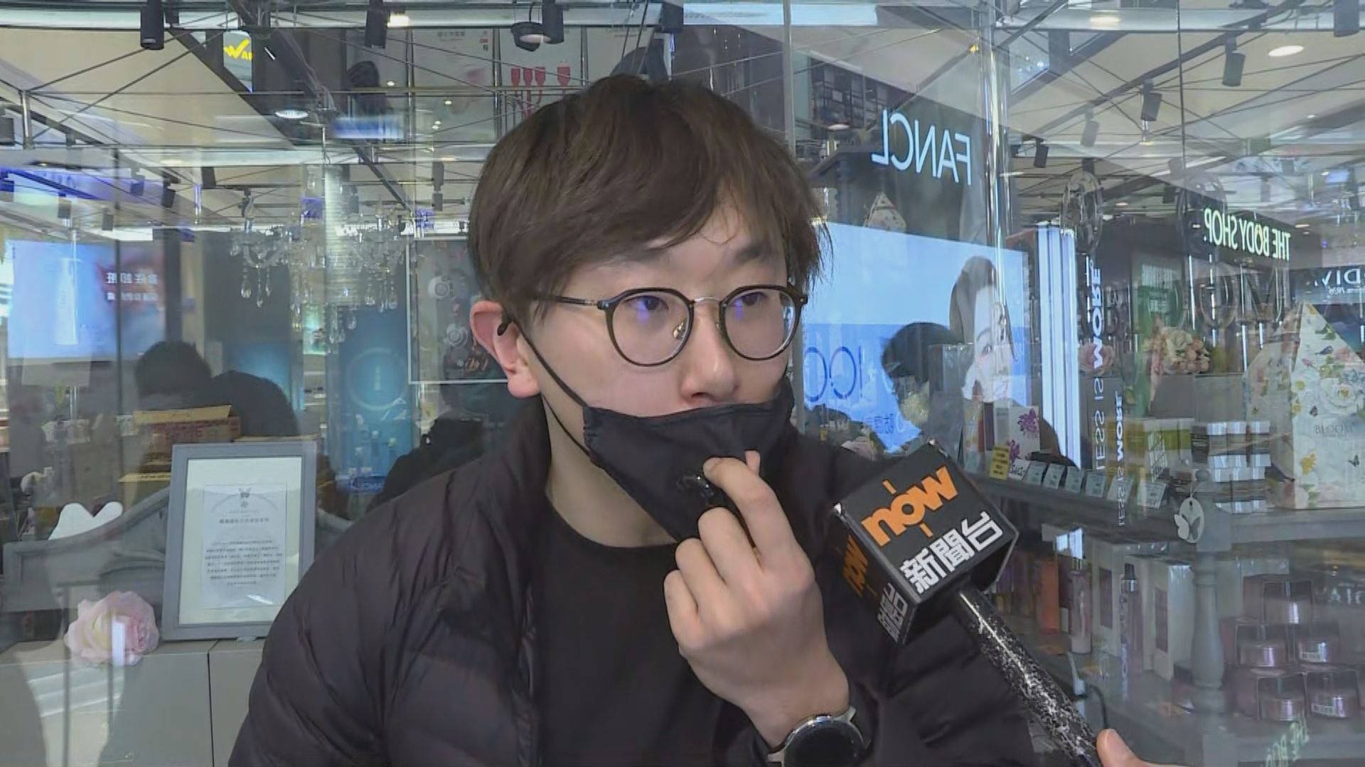 售口罩老闆：貨源緊張　小店根本無力應付市民需求