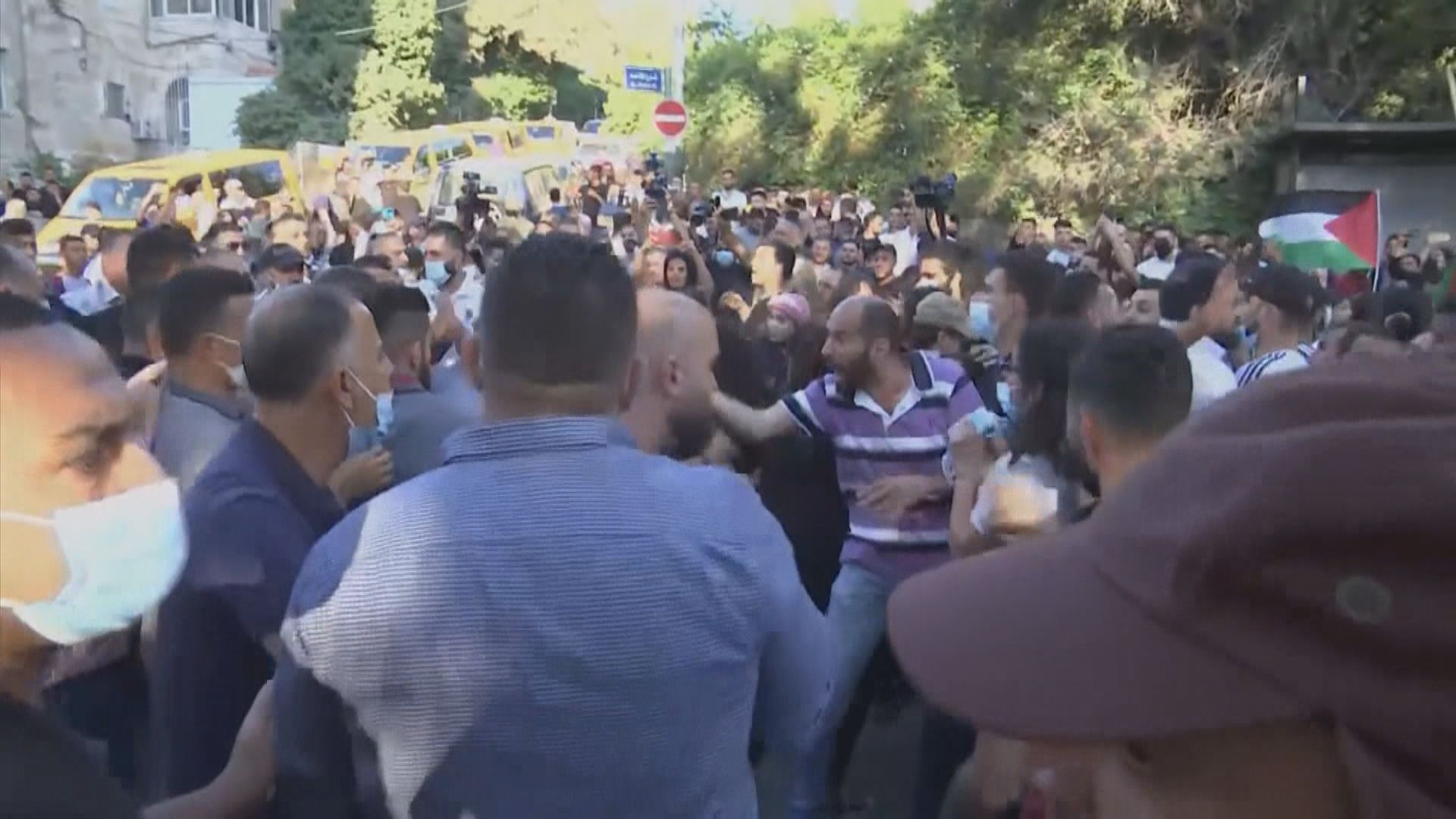 西岸地區繼續有示威要求阿巴斯下台