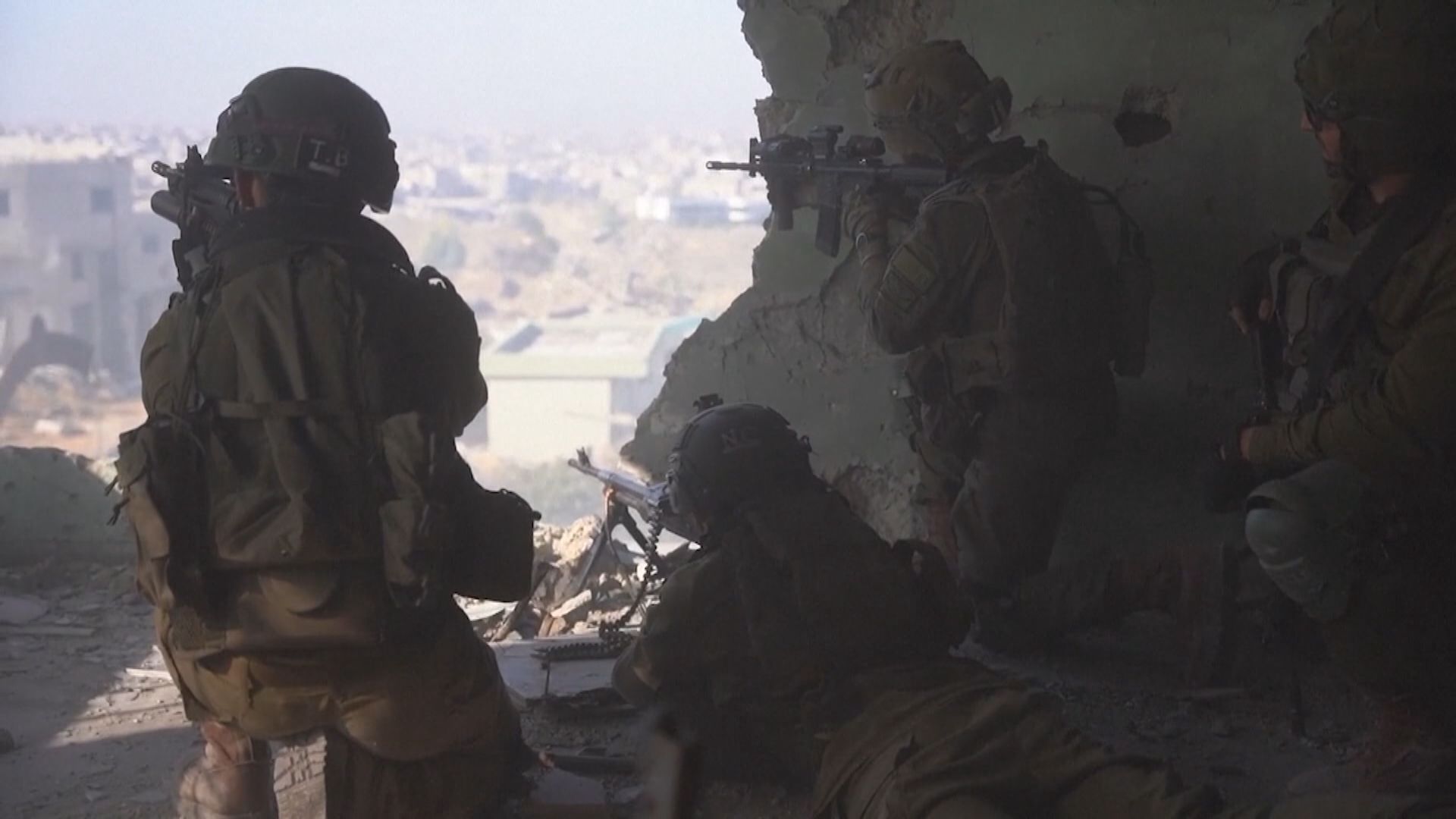 以軍繼續攻擊加沙多處　以國防部長證實以哈談判重啟