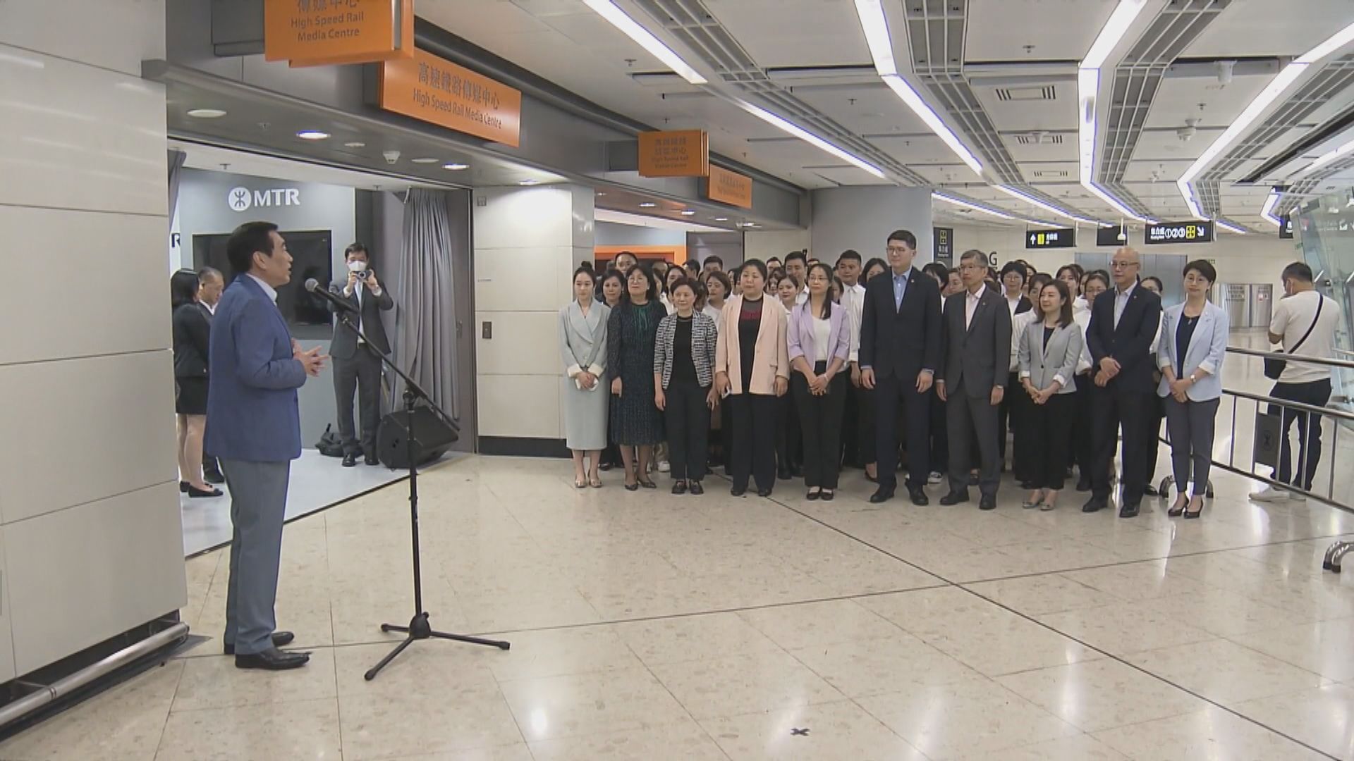 首批約80名大灣區醫護抵港　醫管局計劃擴大計劃