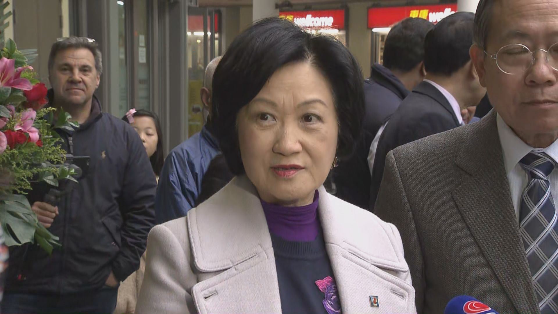 葉劉淑儀：孟晚舟或因護照損毁而持有三本護照