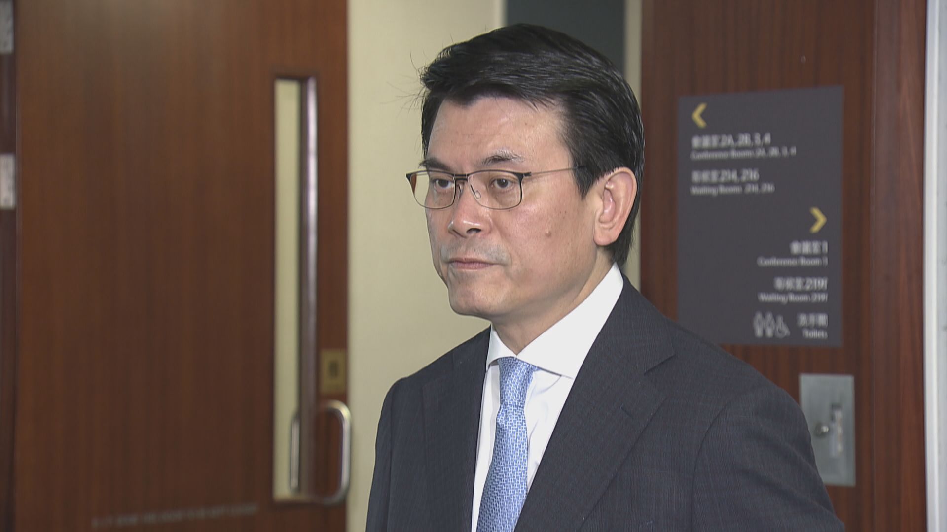 邱騰華：會否限制食肆營業要與業界討論