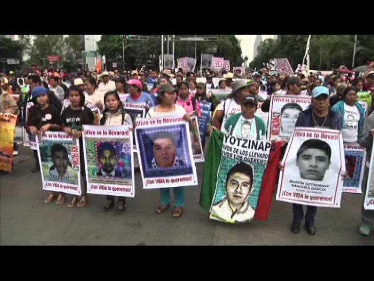 墨西哥學生失蹤一周年　民眾上街尋真相