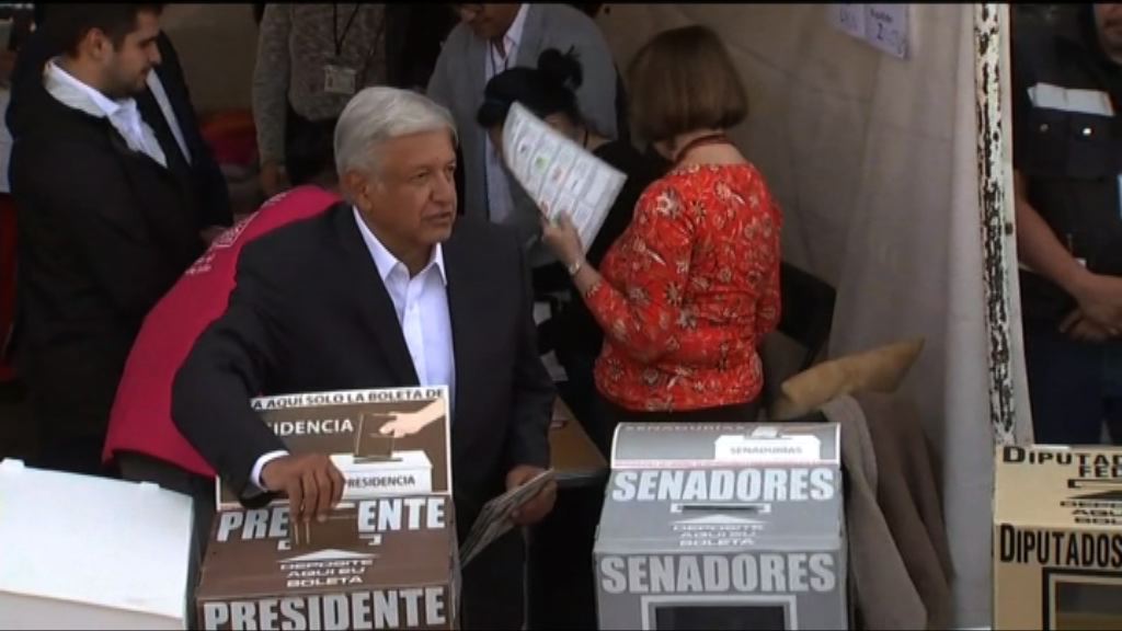 奧夫拉多爾民望領先總統在望