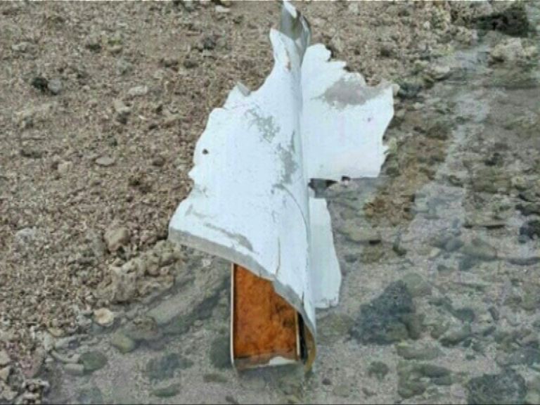 馬爾代夫再發現疑似機翼碎片