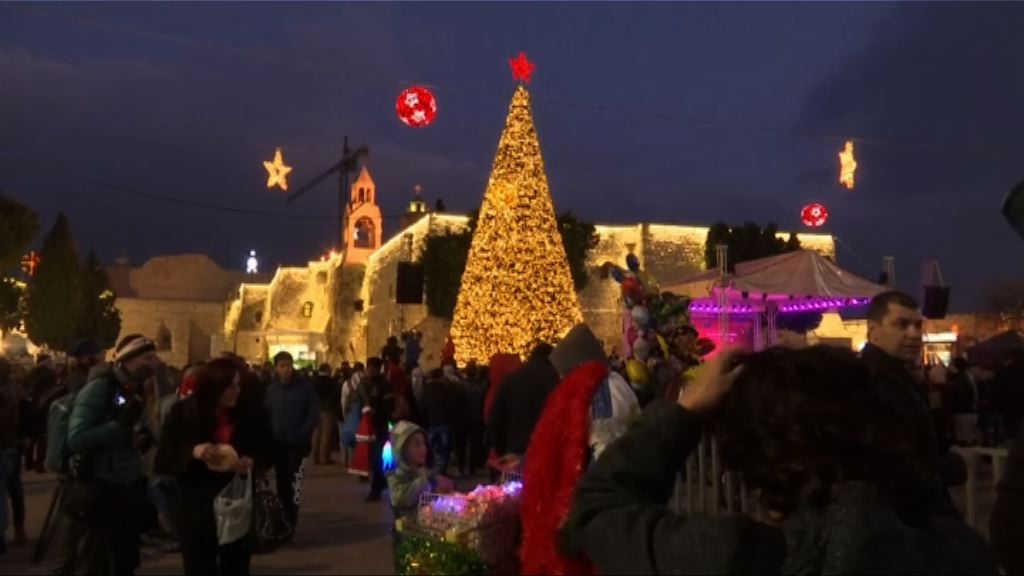 大批民眾於伯利恆慶祝平安夜