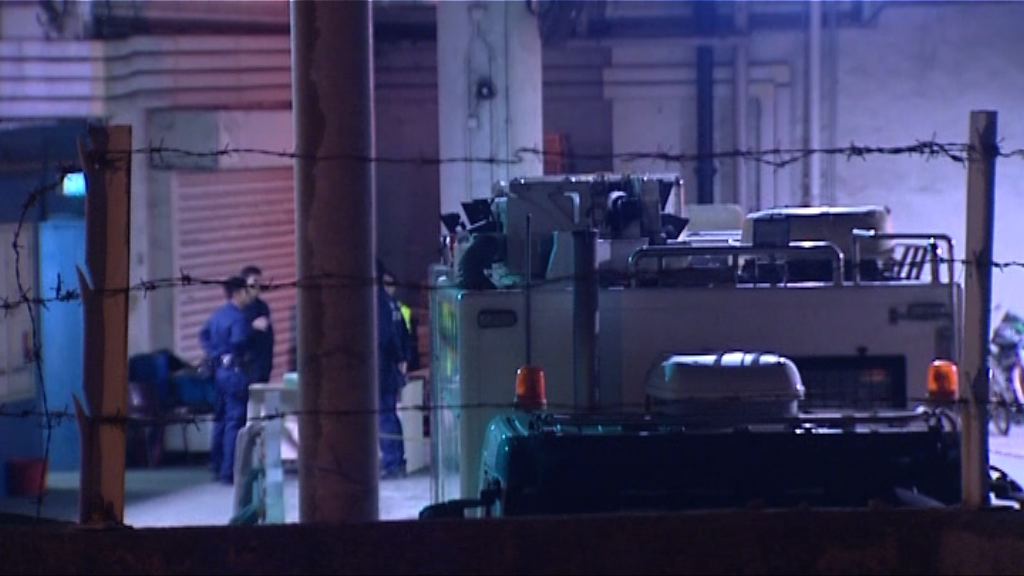 九部裝甲車稍後運離港　交還新加坡