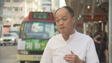 小巴商會指部分車主不看好前景棄供 料約100多輛小巴被銀行拖走