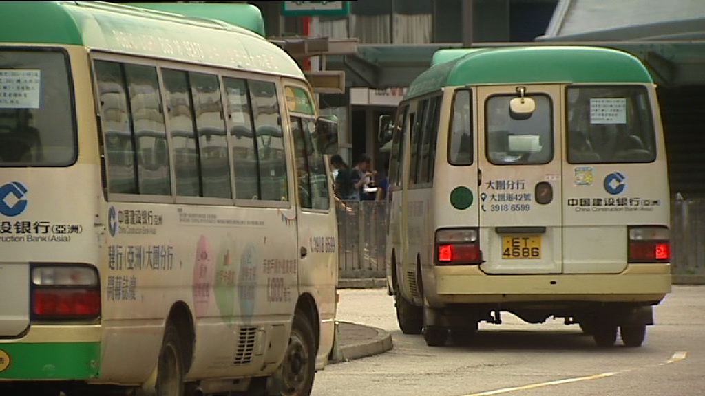 政府建議小巴座位上限增至19個