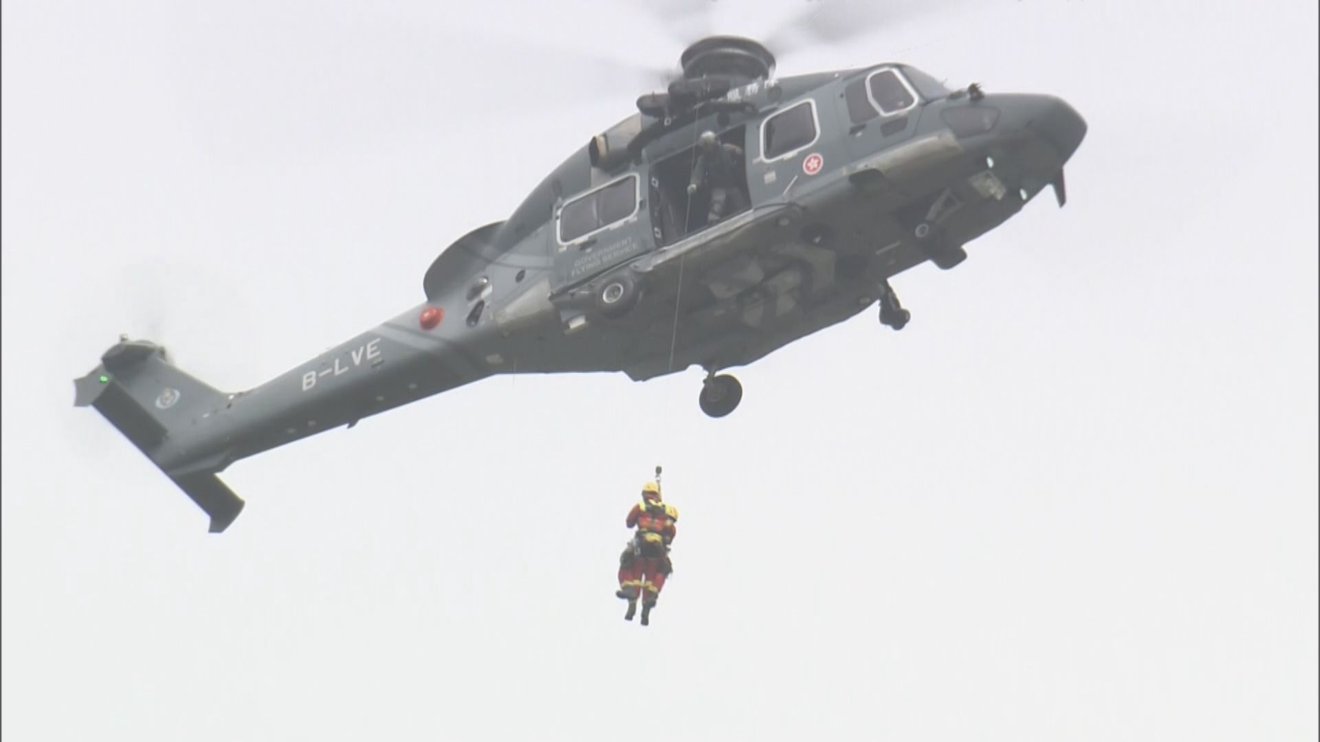 搜救人員繼續在飛鵝山搜尋懷疑行山失蹤女子