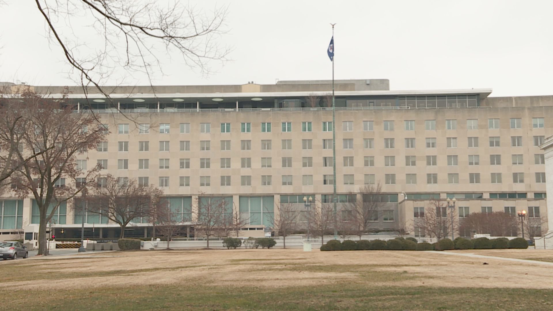 美國解僱一名與中國女性交往的駐華人員　中方促停止抹黑