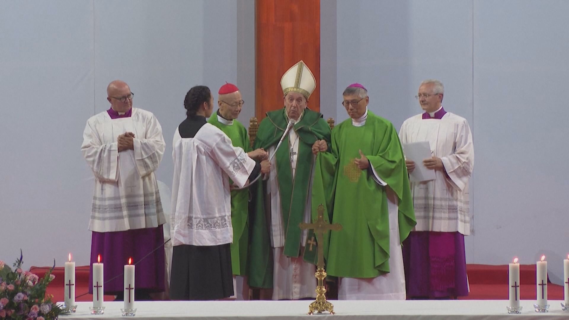 教宗方濟各蒙古主持彌撒 向中國人民表達熱切問候