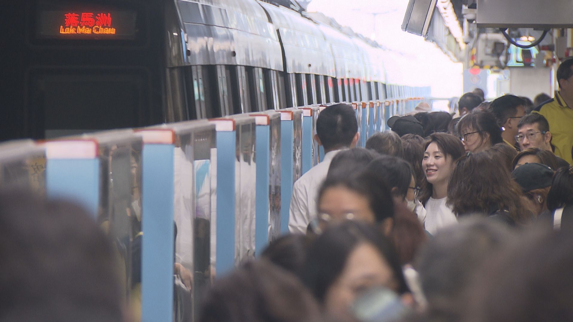 港鐵周三至下周二加強東鐵及機場快綫服務　應對復活節及清明假期出行
