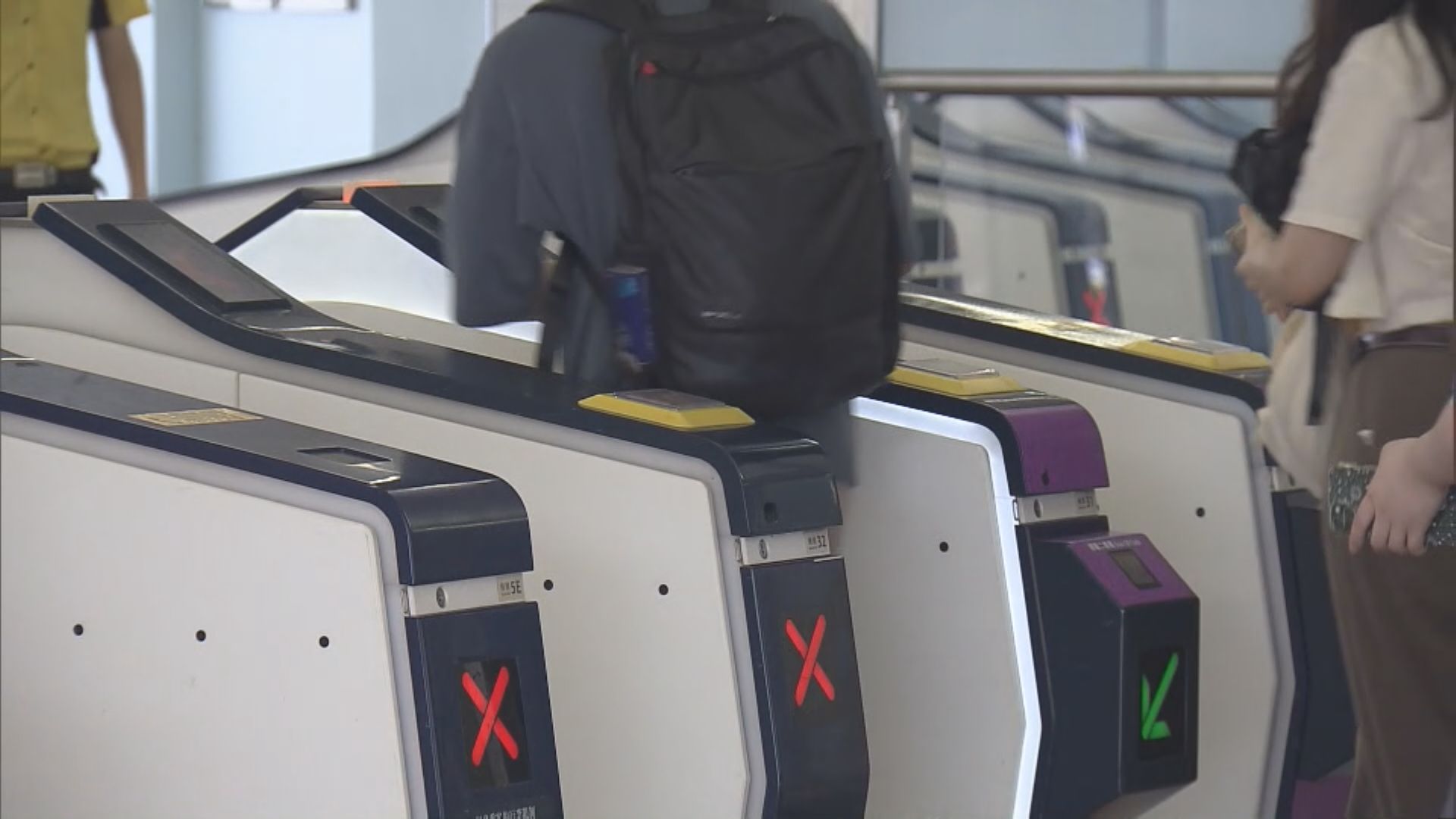 港鐵即日起平均加價2.3%