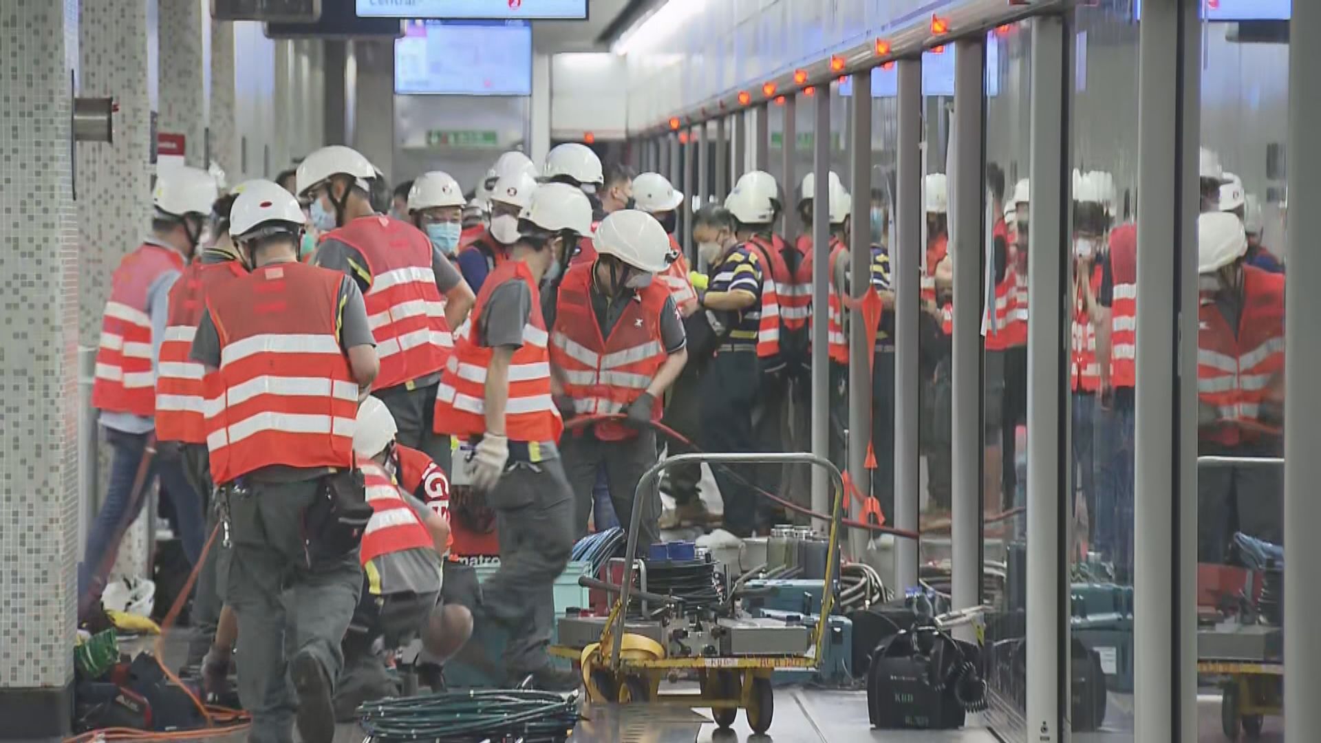 研列車遲開早收爭取維修時間 港鐵：盡量減對乘客影響