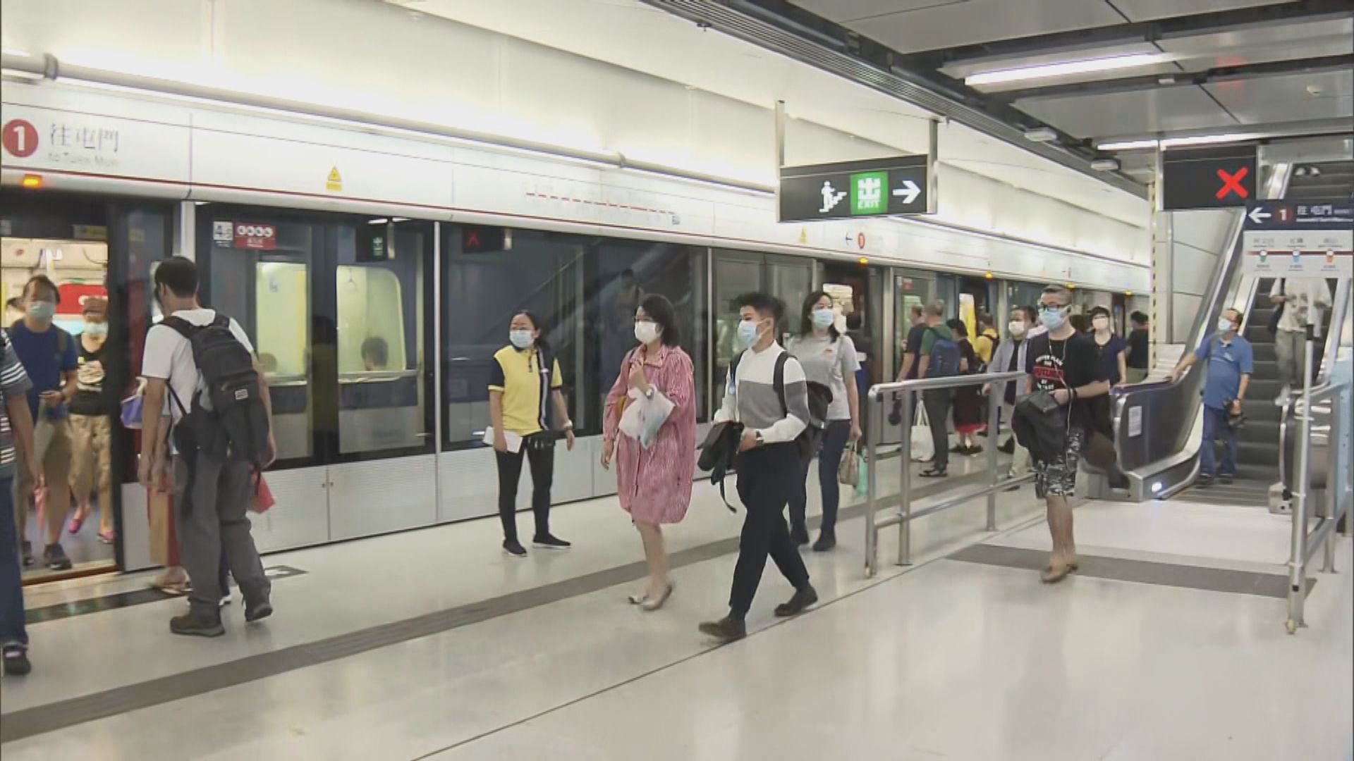 宋皇臺站及土瓜灣站接通屯馬綫全綫　居民稱上班較方便