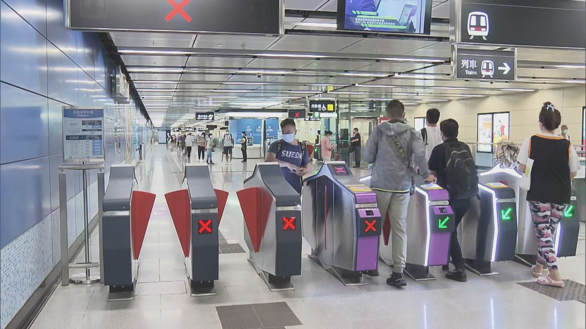港鐵屯馬綫全綫通車後首個工作日　早上上班時間運作大致暢順