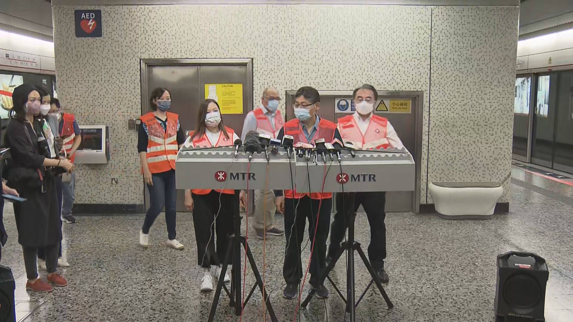 佐敦至荔景站列車服務暫停逾7小時　港鐵︰需較長時間修復