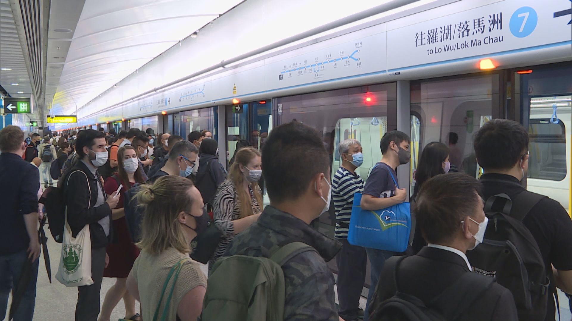 港鐵工會稱縮短服務時間有助維修 議員質疑為何要市民遷就港鐵